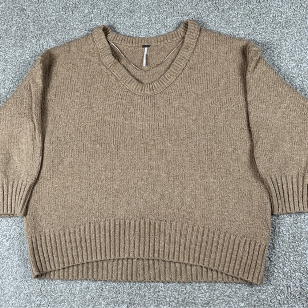 Free People Tan V-Neck Sweater size M